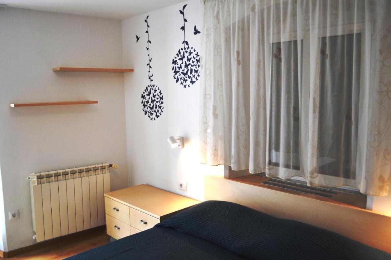 Apartment Veli Dvor Крес Екстериор снимка